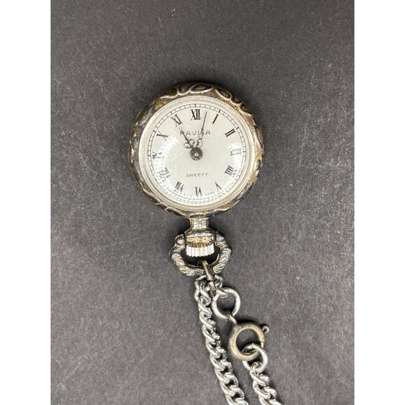 Ravisa Sweety Quartz Silver Tone Analog Pocket Watch with Necklace Chain - Picture 2 of 9